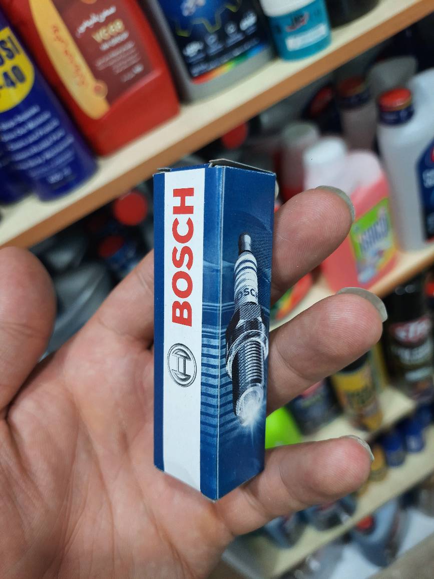 شمع پایه کوتاه بوش لیبل ایساکو اصلی تک پلاتین شماره فنی FR7DC مناسب برای پراید تیبا ساینا کوئیک پژو 405 پژو پارس و سمند
